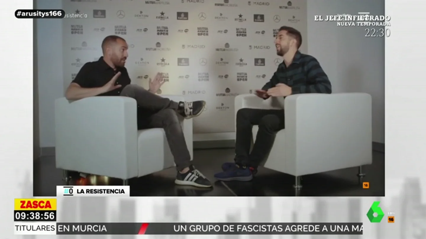 El 'dardo' de Jorge Ponce a Federer tras su entrevista en 'La Resistencia': "Hay que ser despreciable para ir tan de humilde" El 'dardo' de Jorge Ponce a Federer tras su entrevista en 'La Resistencia': "Hay que ser despreciable para ir tan de humilde"