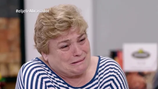 Lourdes se planta llorando ante las críticas de 'La Jefa infiltrada' de Abrasador: "Con 61 años no me llevo estos disgustos más" Lourdes se planta llorando ante las críticas de 'La Jefa infiltrada' de Abrasador: "Con 61 años no me llevo estos disgustos más"