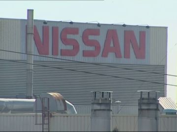 Nissan y los sindicatos pactan un ERE de 600 trabajadores Nissan y los sindicatos pactan un ERE de 600 trabajadores