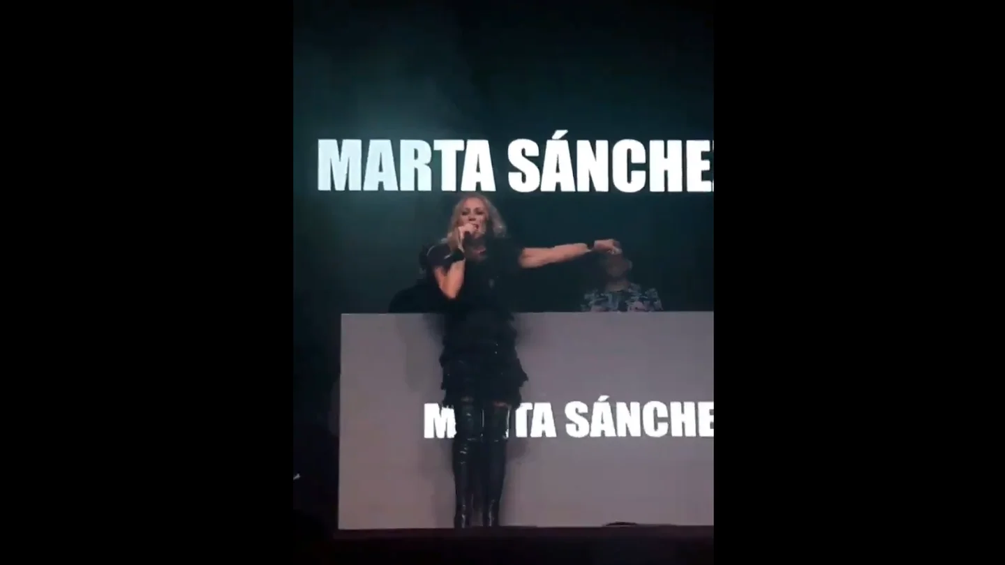 Marta Sánchez durante el concierto Marta Sánchez durante el concierto