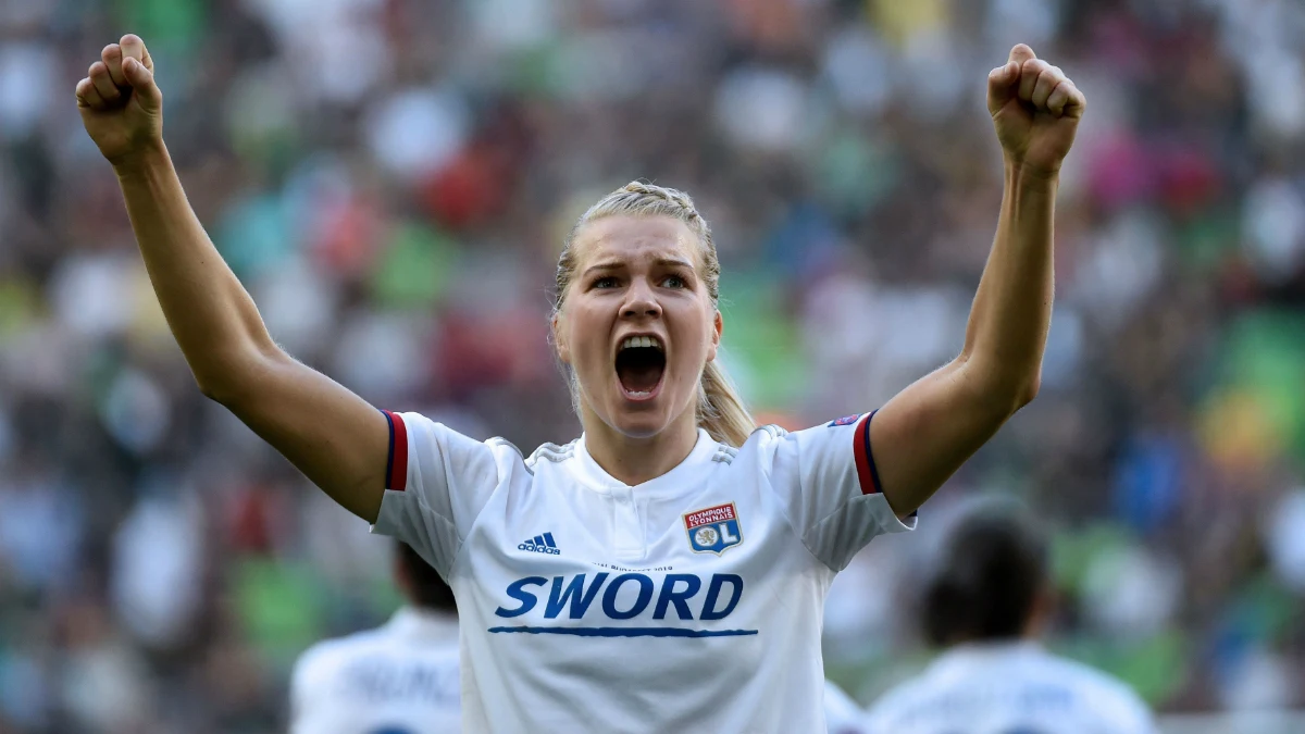 Hegerberg celebra un gol