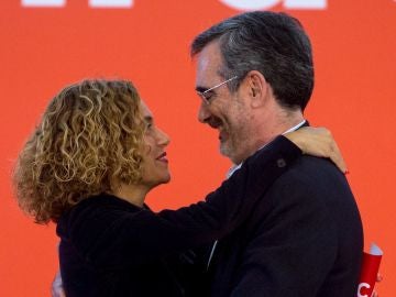 La ministra Meritxell Batet y el senador electo Manuel Cruz La ministra Meritxell Batet y el senador electo Manuel Cruz