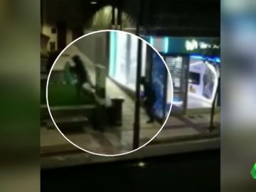 Buscan a tres asaltantes de una tienda de telefonía móvil en Huesca Buscan a tres asaltantes de una tienda de telefonía móvil en Huesca