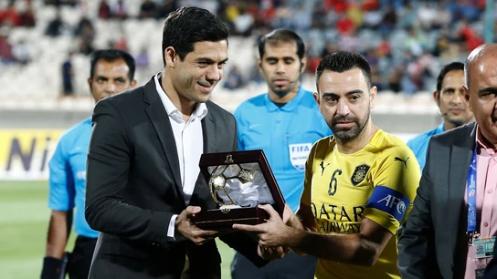 Xavi Hernández juega su último partido como futbolista profesional Xavi Hernández juega su último partido como futbolista profesional