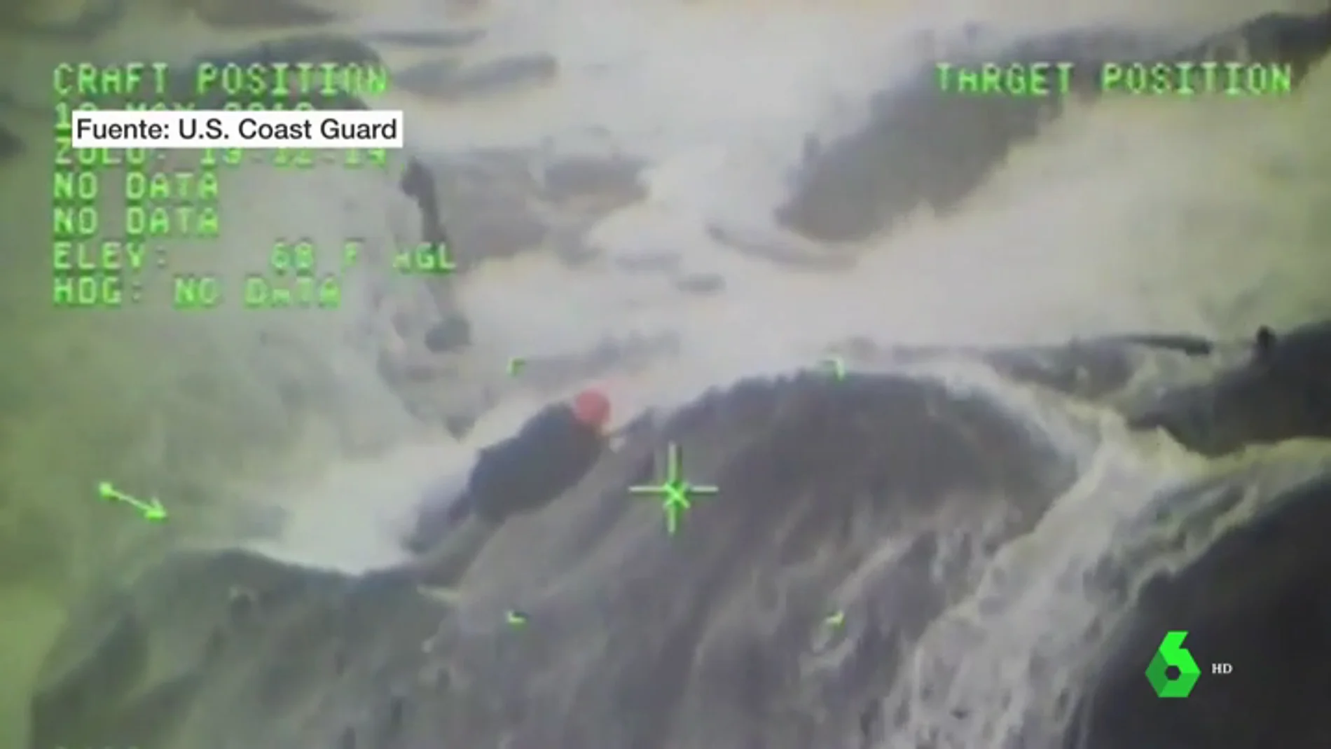Rescatan a dos turistas que se habían quedado atrapados entre las rocas en Oregón