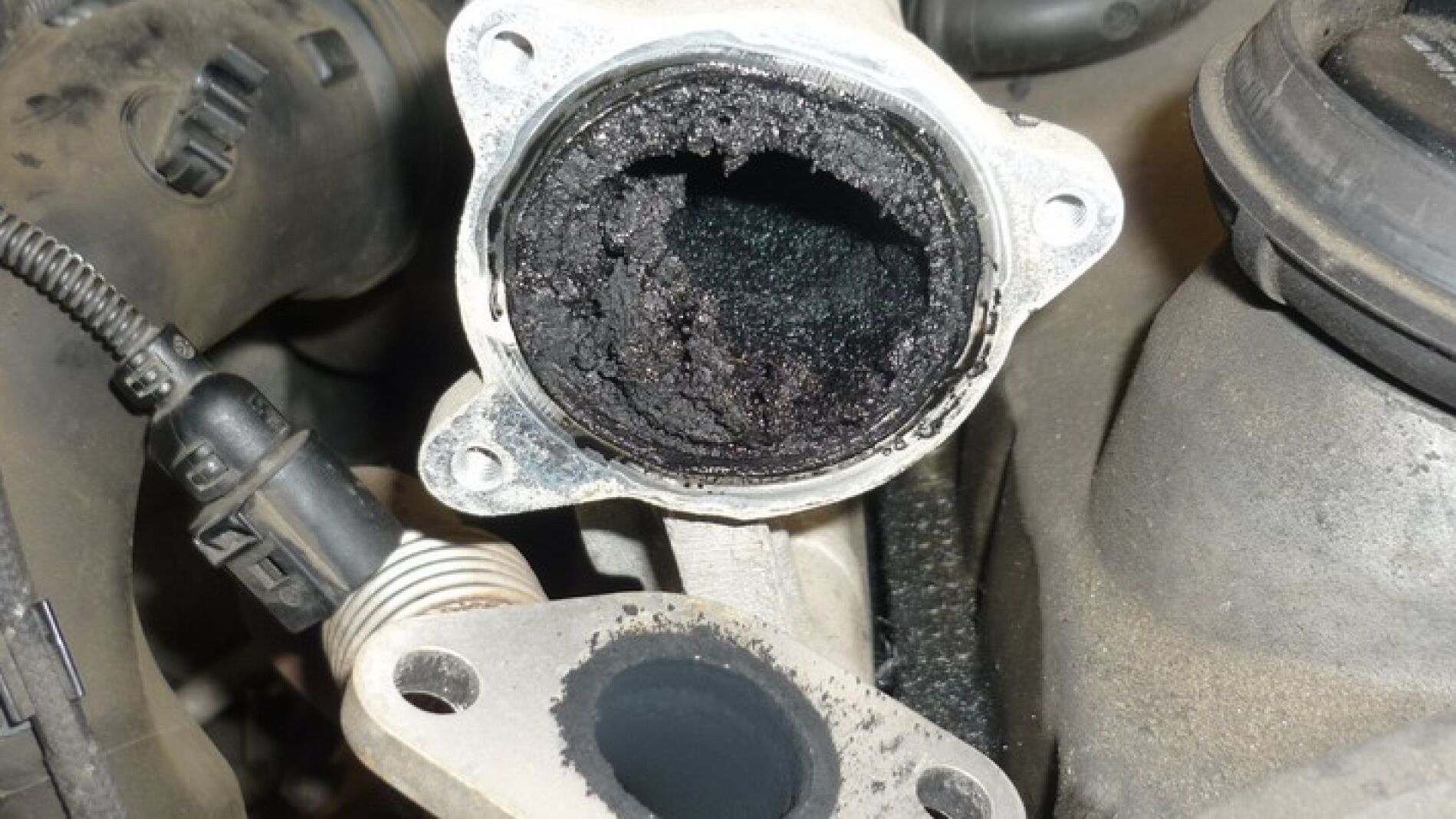 Carbonilla en motor di&eacute;sel 