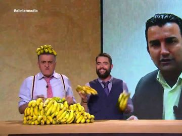 Los temazos de un candidato de Tenerife que ponen a bailar a Wyoming y Dani Mateo: "No sé si votarle o apuntarme a clases de zumba" Los temazos de un candidato de Tenerife que ponen a bailar a Wyoming y Dani Mateo: "No sé si votarle o apuntarme a clases de zumba"