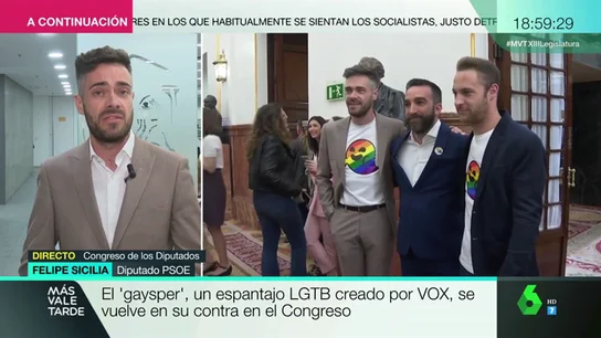 Felipe Sicilia, tras vestir una camiseta con 'gaysper' en el Congreso: "Lo que para muchos son fantasmas, para otros son derechos" Felipe Sicilia, tras vestir una camiseta con 'gaysper' en el Congreso: "Lo que para muchos son fantasmas, para otros son derechos"