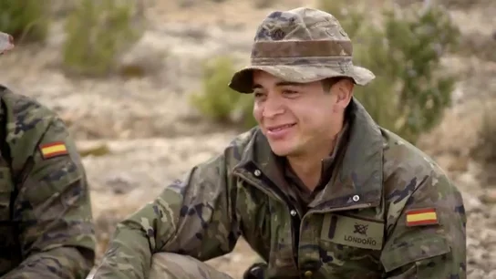 Los militares evitan hacer quejas en público sobre la mala calidad de su alimentación: "Nos apañamos con pan y fiambre y ya está" Los militares evitan hacer quejas en público sobre la mala calidad de su alimentación: "Nos apañamos con pan y fiambre y ya está"