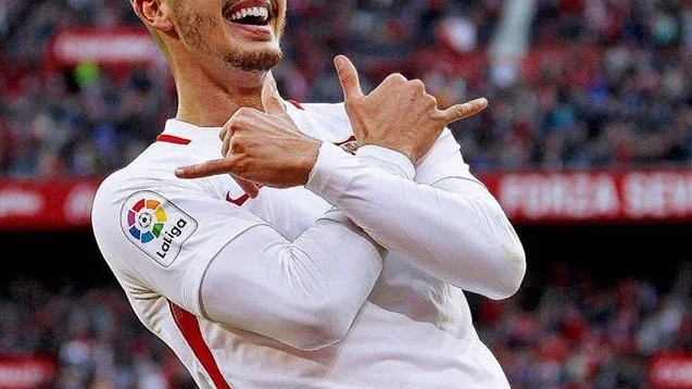 André Silva celebrando un gol en el Sánchez Pizjuán