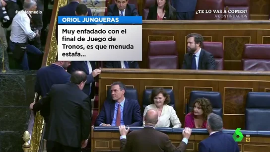 El Intermedio contrata a un lector de labios para saber qué se dijeron 'exactamente' Junqueras y Sánchez: "Ahora quizás empiece con 'Vis a Vis'" El Intermedio contrata a un lector de labios para saber qué se dijeron 'exactamente' Junqueras y Sánchez: "Ahora quizás empiece con 'Vis a Vis'"