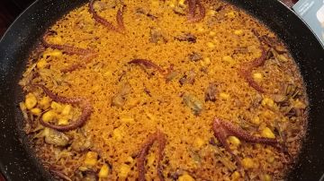 Arroz con sepia y pulpo