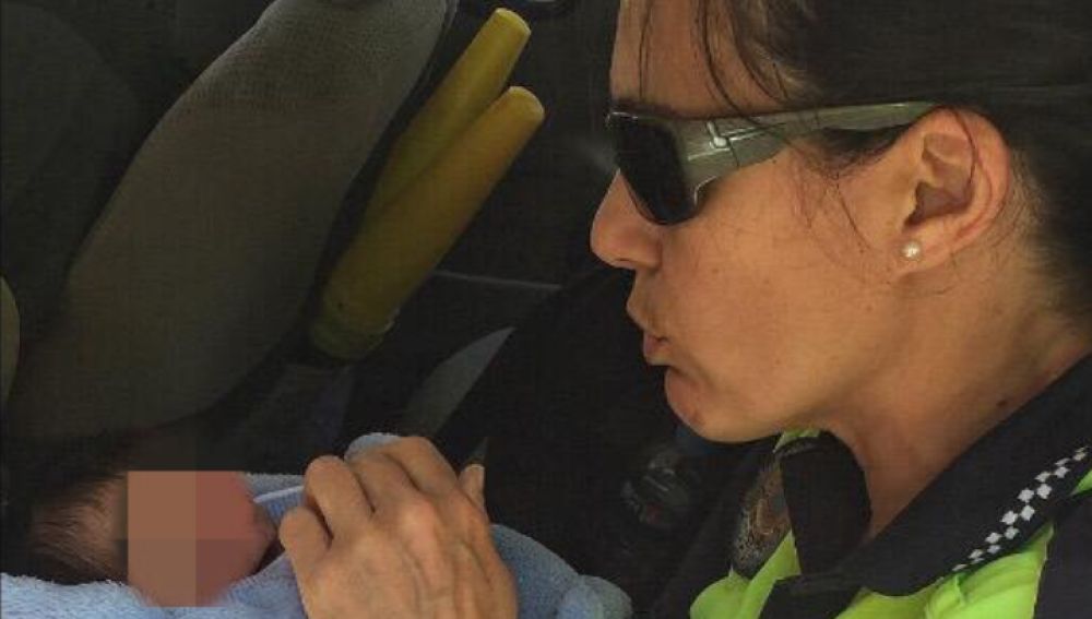 Bebé abandonado en Murcia rescatado por la Policía