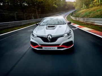 El Renault R.S. Trophy-R llega batiendo el récord El Renault R.S. Trophy-R llega batiendo el récord