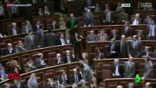 Diputados de Batasuna expulsados del hemiciclo Diputados de Batasuna expulsados del hemiciclo