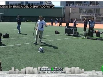Vídeos contra el 'viejismo', goles sin rastro de siglas y otras formas de llamar al voto de cara al 26M Vídeos contra el 'viejismo', goles sin rastro de siglas y otras formas de llamar al voto de cara al 26M