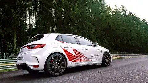 El Renault Mégane R.S. Trophy-R será rápido y también muy exclusivo El nuevo Renault Mégane R.S. Trophy-R llega batiendo récords en Nürburgring