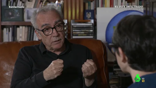 Juan José Millás medita sobre "la euforia excesiva": "Aunque estés muy contento, tienes que hacerte el cabreado o el destino te da algo malo" Juan José Millás medita sobre "la euforia excesiva": "Aunque estés muy contento, tienes que hacerte el cabreado o el destino te da algo malo"