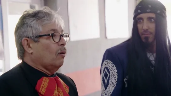 Un repartidor de 'Regalo Original' se equivoca al entregar un paquete en un cumpleaños: "Fastidiar una sorpresa es lo peor que puede hacer" Un repartidor de 'Regalo Original' se equivoca al entregar un paquete en un cumpleaños: "Fastidiar una sorpresa es lo peor que puede hacer"