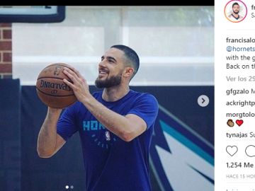 Francis Alonso durante un entrenamiento con los Hornets Francis Alonso durante un entrenamiento con los Hornets
