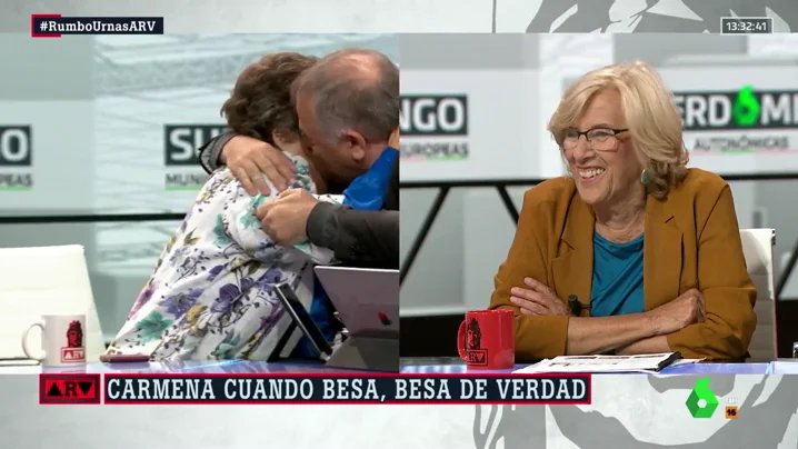 Beso entre Ferreras y Cristina Almeida