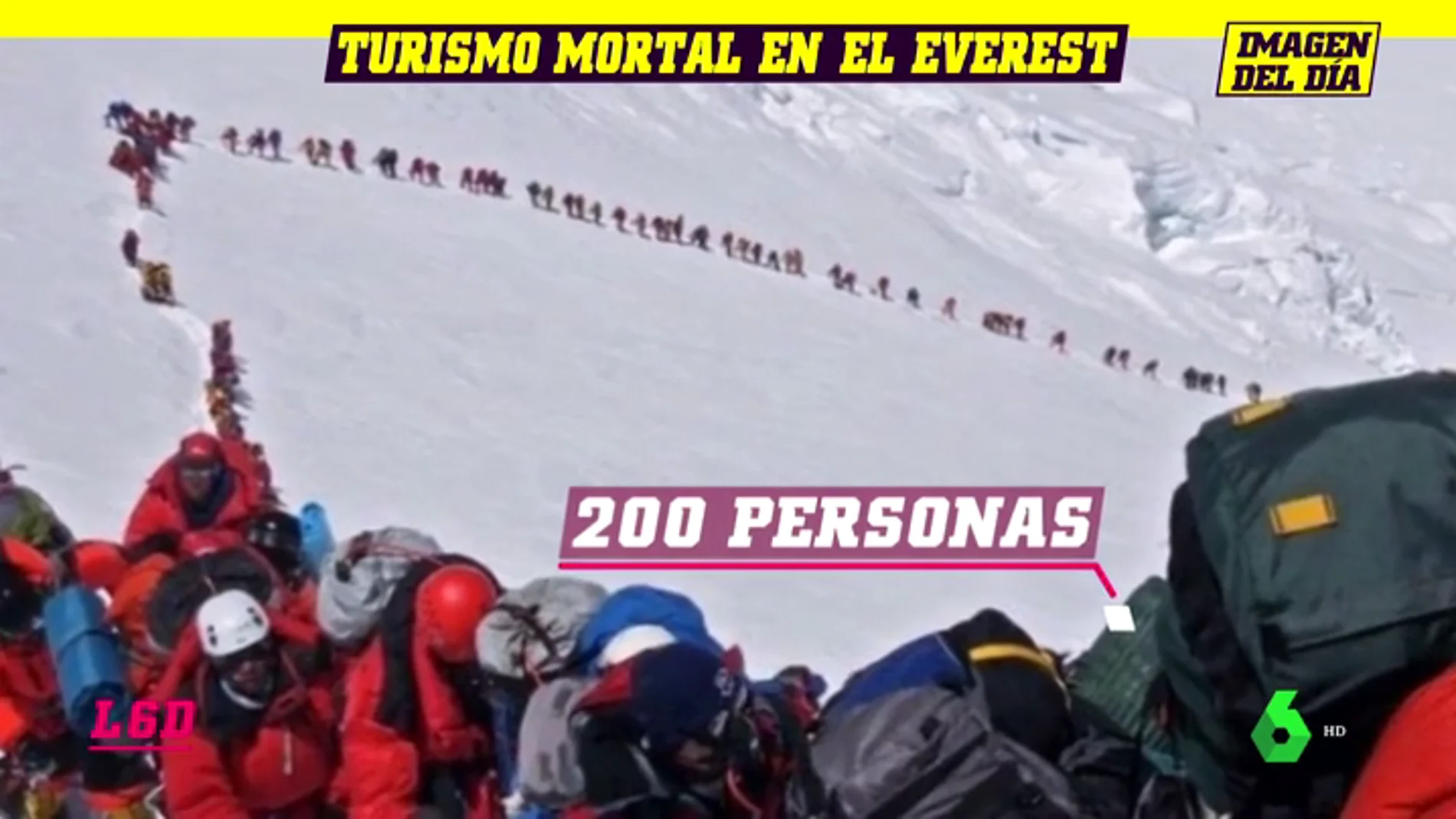 Dos muertos en la interminable cola por coronar el Everest