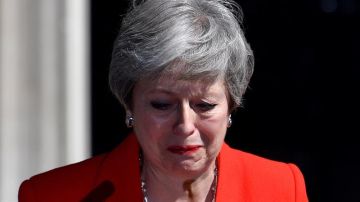 Theresa May tras anunciar su dimisión