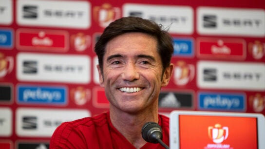Marcelino, sonriente en rueda de prensa