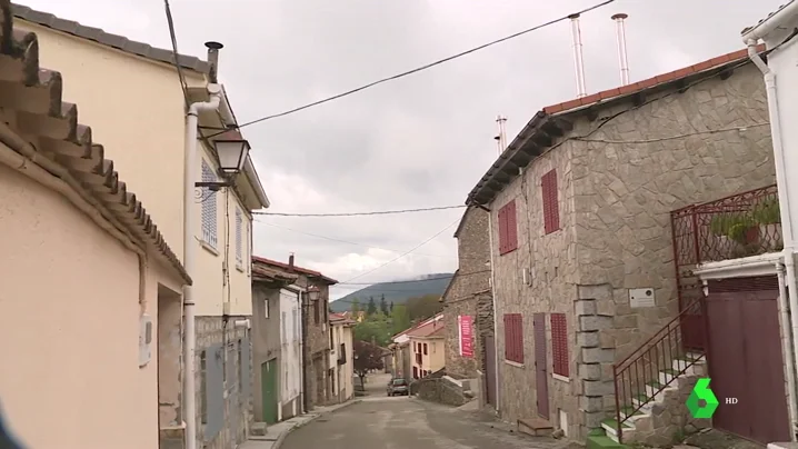 Sin colegio, transporte público ni comercios: el drama de vivir en un pueblo al borde de la desaparición