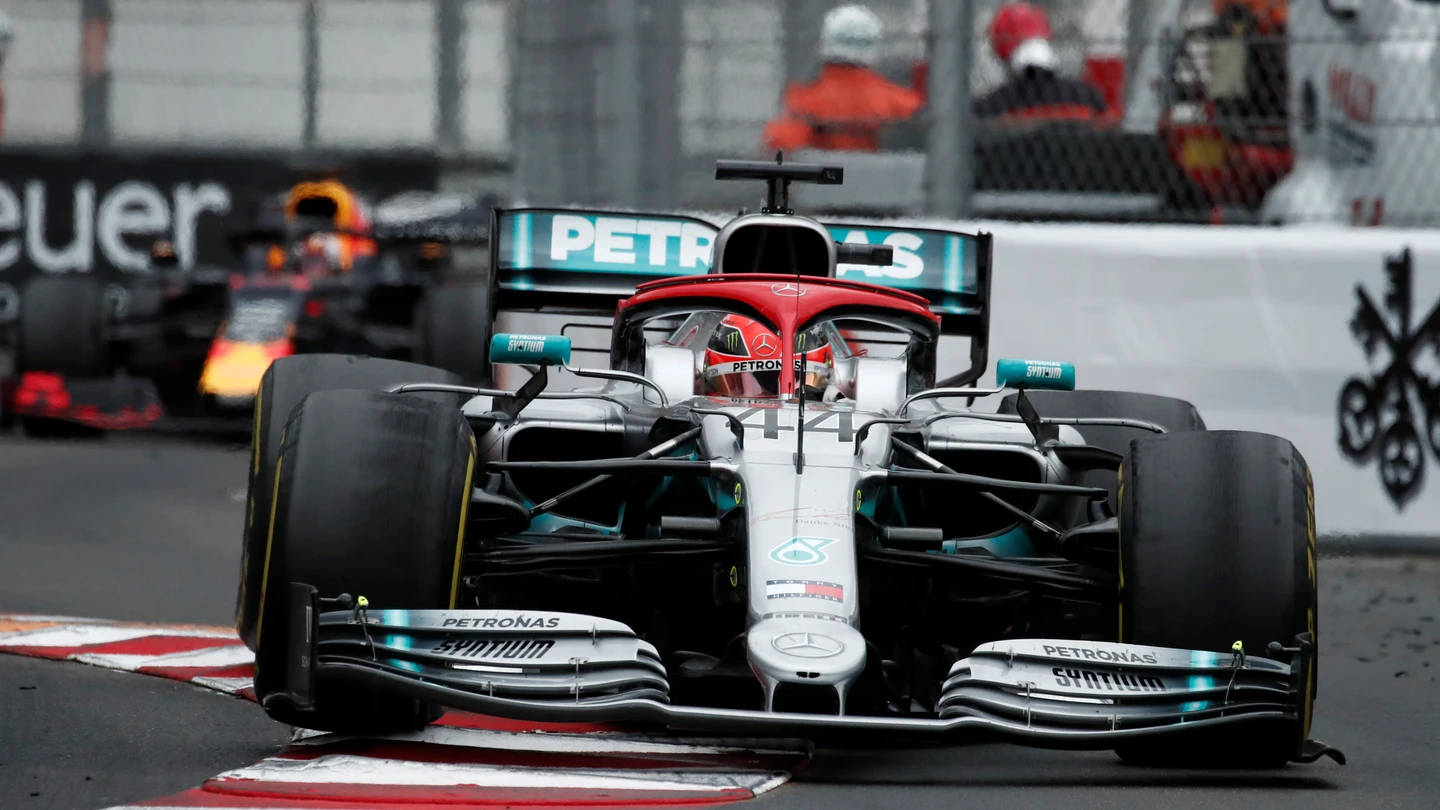 Lewis Hamilton, en acción en el trazado de Montecarlo Lewis Hamilton, en acción en el trazado de Montecarlo