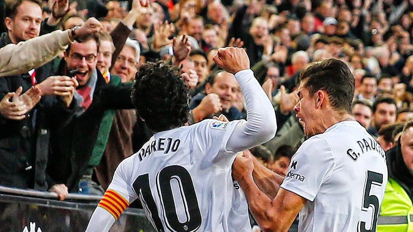 Parejo celebra un gol Parejo celebra un gol