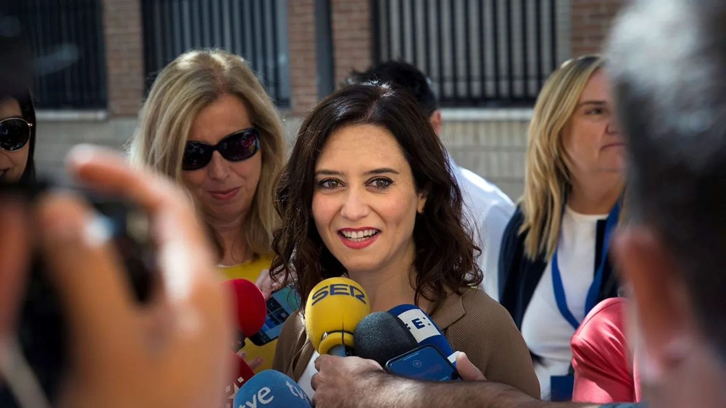 Isabel Díaz Ayuso ante los medios Isabel Díaz Ayuso ante los medios