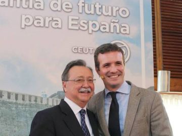 Juan Jesús Vivas junto a Pablo Casado Juan Jesús Vivas junto a Pablo Casado
