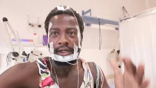 El camerunés de Vox carga contra Manuela Carmena: "Jubílate, menuda inútil. Vieja del visillo" El camerunés de Vox carga contra Manuela Carmena: "Jubílate, menuda inútil. Vieja del visillo"