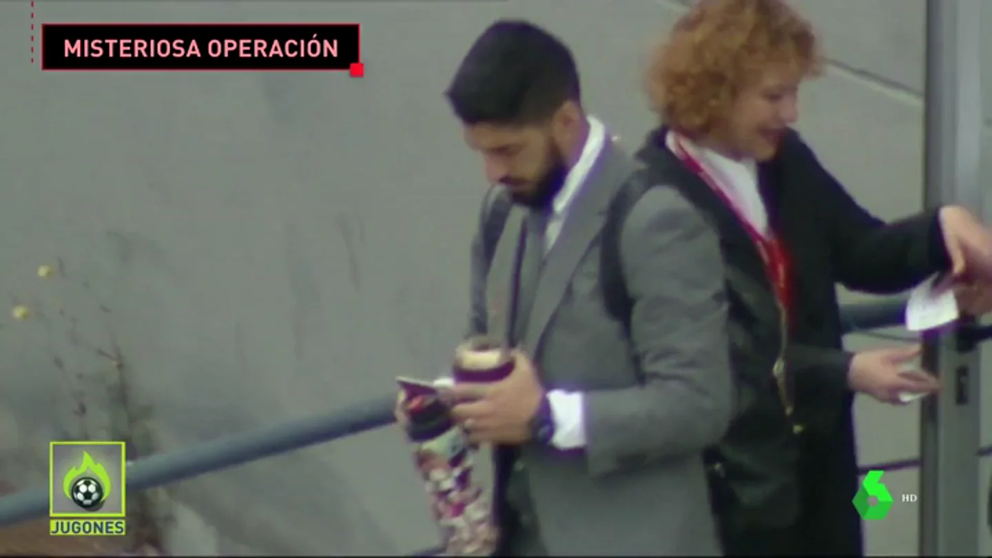 Luis Suárez responde a las críticas: "Me vi obligado a pasar por el quirófano" Luis Suárez responde a las críticas: "Me vi obligado a pasar por el quirófano"