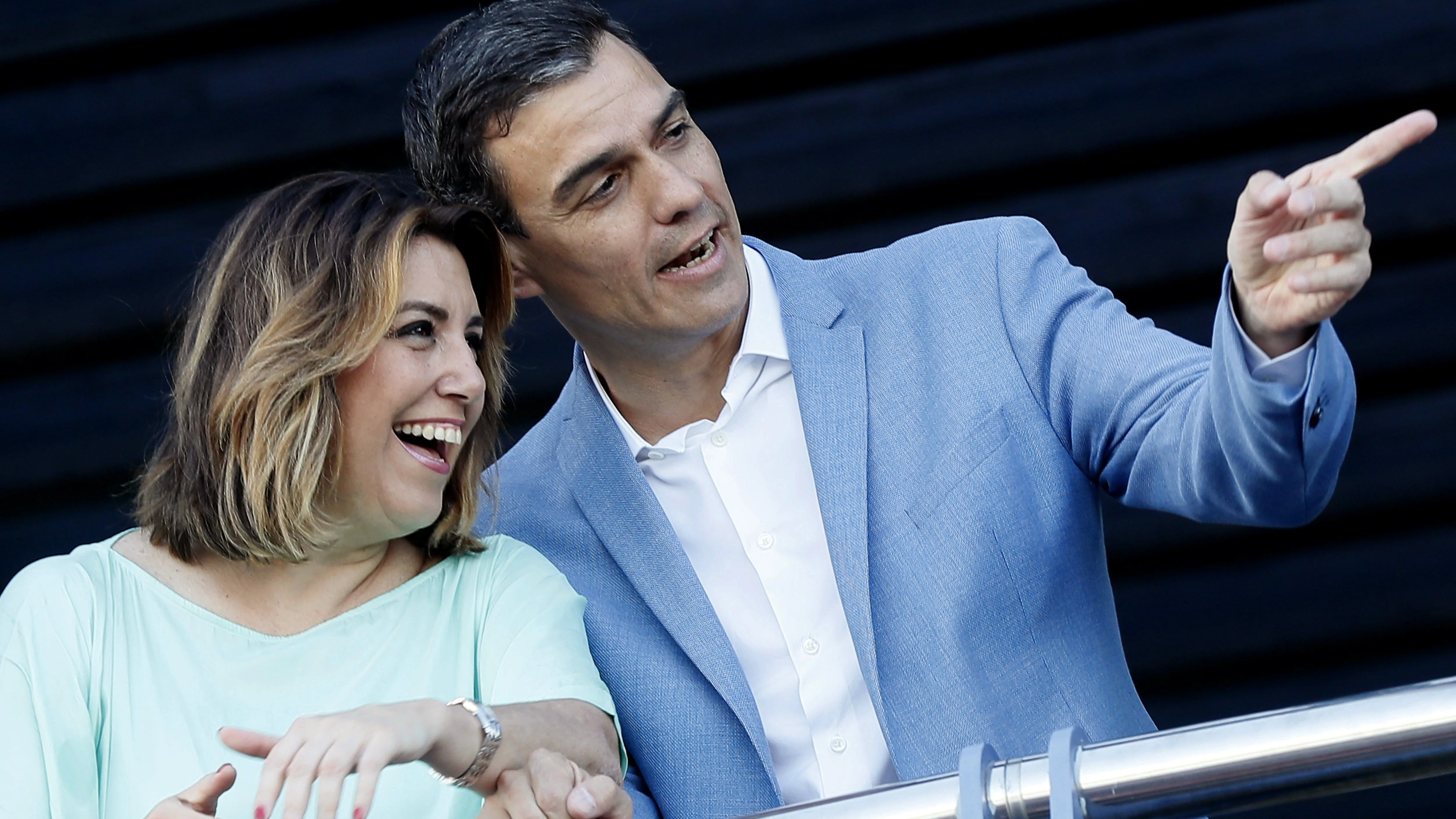 Pedro Sánchez, junto a la secretaria general del PSOE andaluz, Susana Díaz