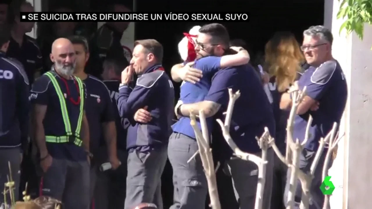 Videos Porno Madre Durmiedo En Espanol - Una madre se suicida en Madrid tras difundirse un vÃ­deo sexual suyo entre  sus compaÃ±eros de trabajo en Iveco