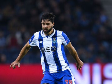 Felipe, durante un partido con el Oporto Felipe, durante un partido con el Oporto