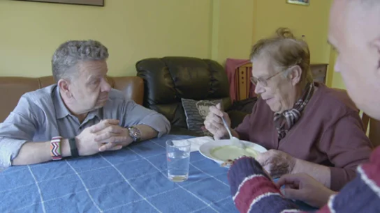 Chicote vuelve a poner a prueba la alimentación de nuestros mayores, en ¿Te lo vas a comer? Chicote vuelve a poner a prueba la alimentación de nuestros mayores, en ¿Te lo vas a comer?