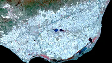 Vista de Almería y su 'mar de plástico'. 10-05-2011