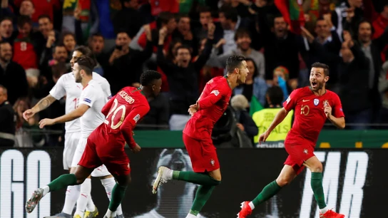 Cristiano Ronaldo celebra uno de sus tres goles contra Suiza Cristiano Ronaldo celebra uno de sus tres goles contra Suiza