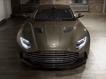 Aston Martín DBS Syperleggera Aston Martín DBS Syperleggera