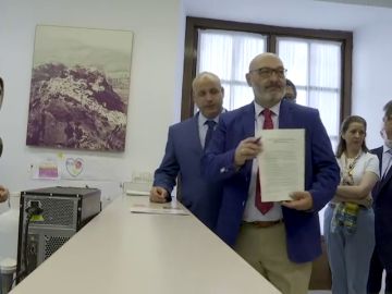 Vox presenta su enmienda a los presupuestos andaluces y pone en peligro el gobierno Vox presenta su enmienda a los presupuestos andaluces y pone en peligro el gobierno
