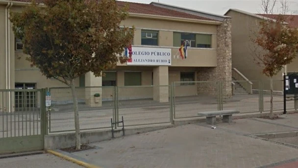 Imagen de la fachada del CEIP Alejandro Rubio de Guadalix