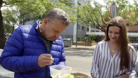 Alberto Chicote prueba comida de una residencia universitaria: "Yo no comer&iacute;a esto todos los d&iacute;as"