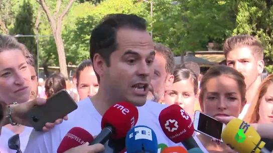 Ciudadanos no descarta un pacto con el PSOE en Castilla y León si no es posible pactar con el PP por la corrupción Ciudadanos no descarta un pacto con el PSOE en Castilla y León si no es posible pactar con el PP por la corrupción