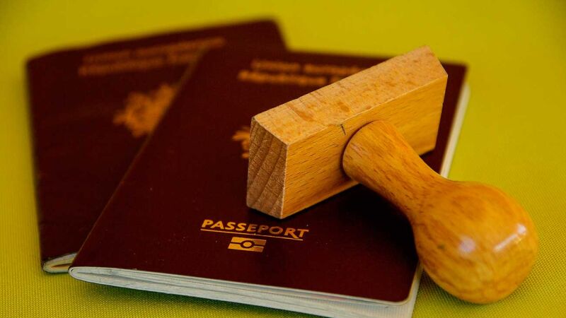 Tu iPhone pronto podrá leer el chip del pasaporte, ¿para qué?