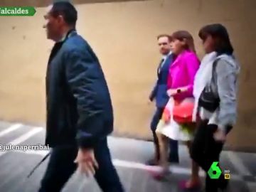 Maite Esporrín (PSN) tiene que salir escoltada del Ayuntamiento de Pamplona tras la proclamación de Maya (NA+) como alcalde Maite Esporrín (PSN) tiene que salir escoltada del Ayuntamiento de Pamplona tras la proclamación de Maya (NA+) como alcalde
