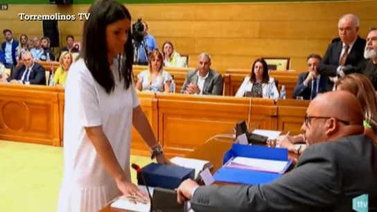 La concejala de Vox expulsada por ir al Orgullo en Torremolinos le da la alcaldía al PSOE La concejala de Vox expulsada por ir al Orgullo en Torremolinos le da la alcaldía al PSOE