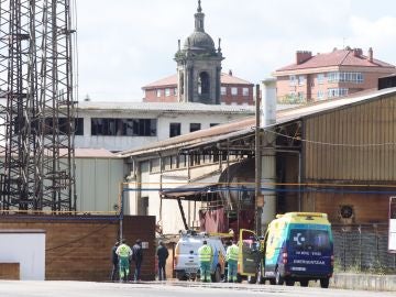 Muere un hombre tras electrocutarse mientras robaba cable eléctrico en una empresa de Vitoria Muere un hombre tras electrocutarse mientras robaba cable eléctrico en una empresa de Vitoria